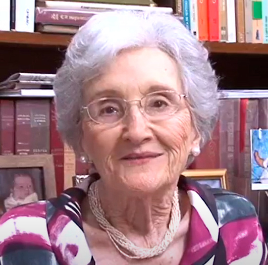 Professora Cleonice Berardinelli, do Departamento de Letras da PUC-Rio